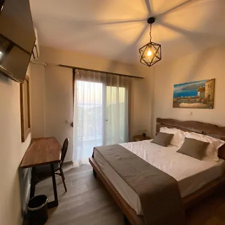 Escape At 4* Ammoulianí