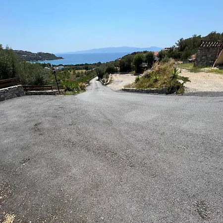 Escape At Ammoulianí